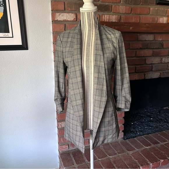 Aritzia Babaton Power Open Front Blazer Glen Plaid in Gray Sz 4 - Picture 2 of 11